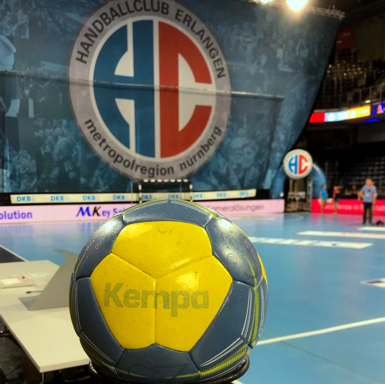 (Jocki_Foto, Erlangen): HC Erlangen: Die Handball-Bundesliga hat die Saison vorzeitig beendet