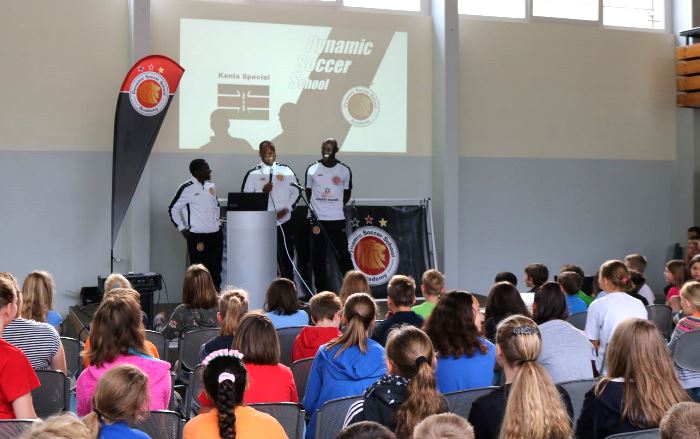 Fußball- und Werteprojekttag mit der Dynamic Soccer School