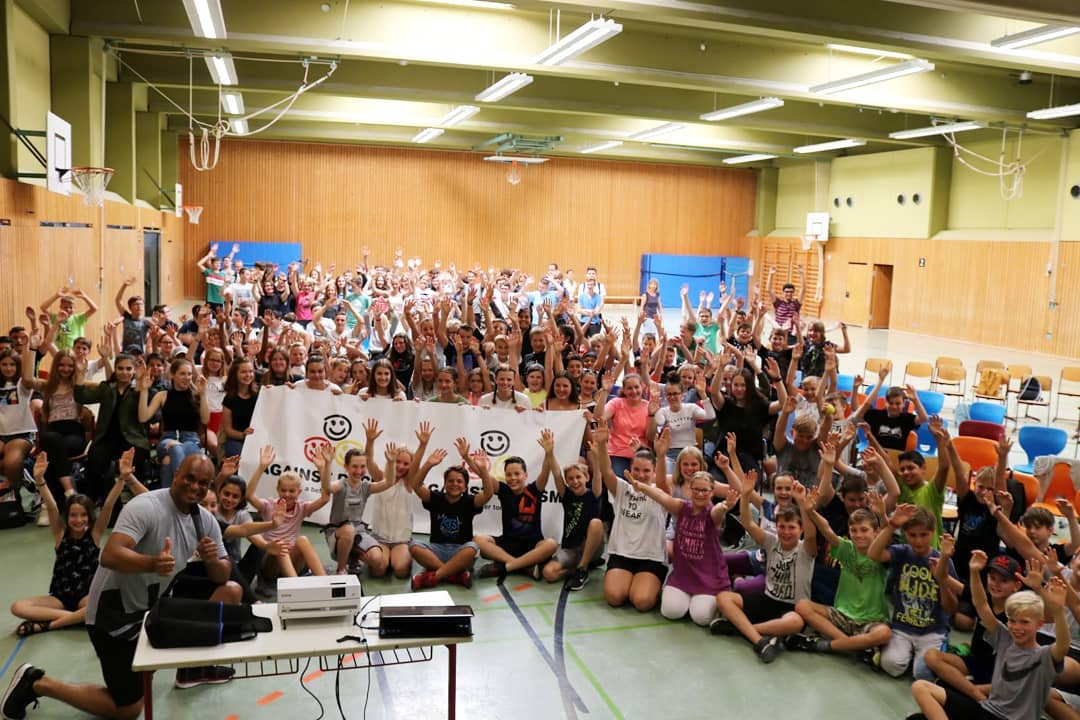 Schulprojekt mit Wertecoach Martin Rietsch alias Künstler 2schneidig