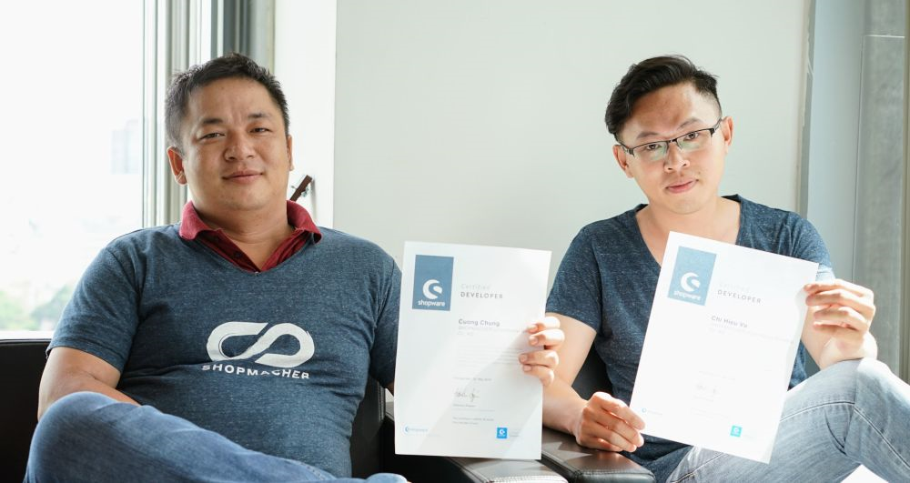 Die vietnamesischen SHOPMACHER präsentieren ihre Shopware-Zertifikate